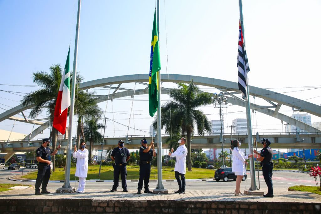 No dia da independência, Osasco homenageia curados da Covid e profissionais da saúde