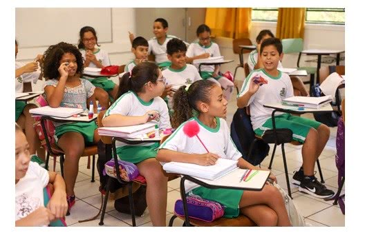 Osasco prevê tablets com internet para alunos da prefeitura