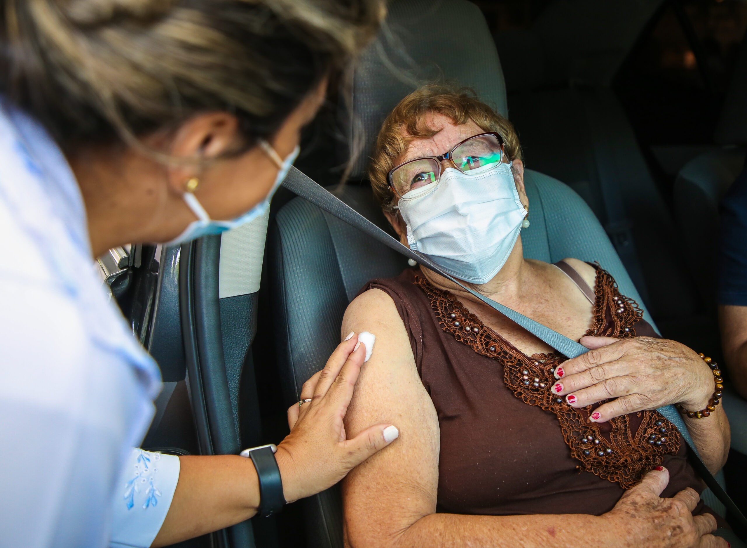 Osasco vacina mais de 650 idosos com 75+ na 5ª edição do drive thru 